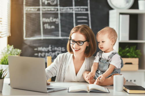 ワーキングマザー